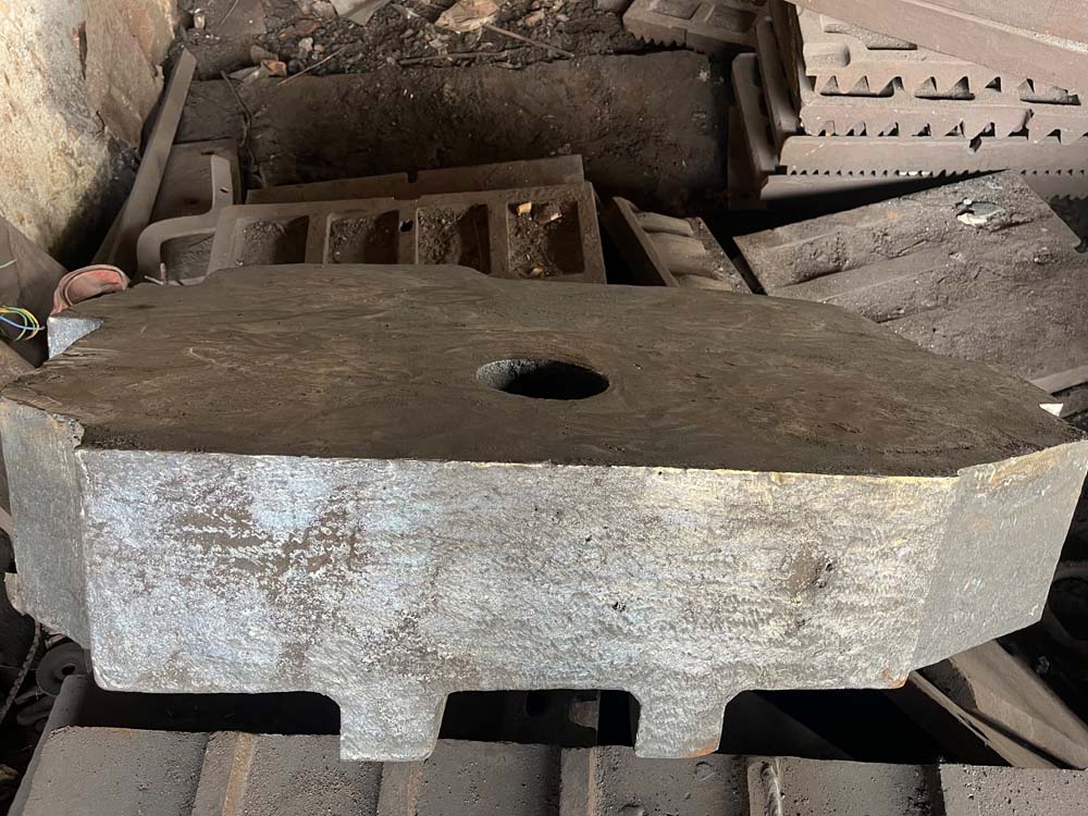 Carbon steel castings production Carbon steel casting component