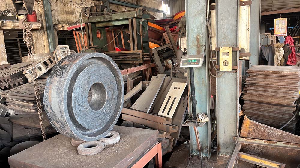 Metal casting services by Bhanu Special Castings Carbon steel casting for industrial use