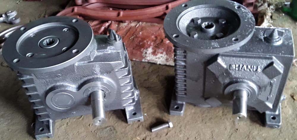 Metal casting services by Bhanu Special Castings Cast iron casting for machinery