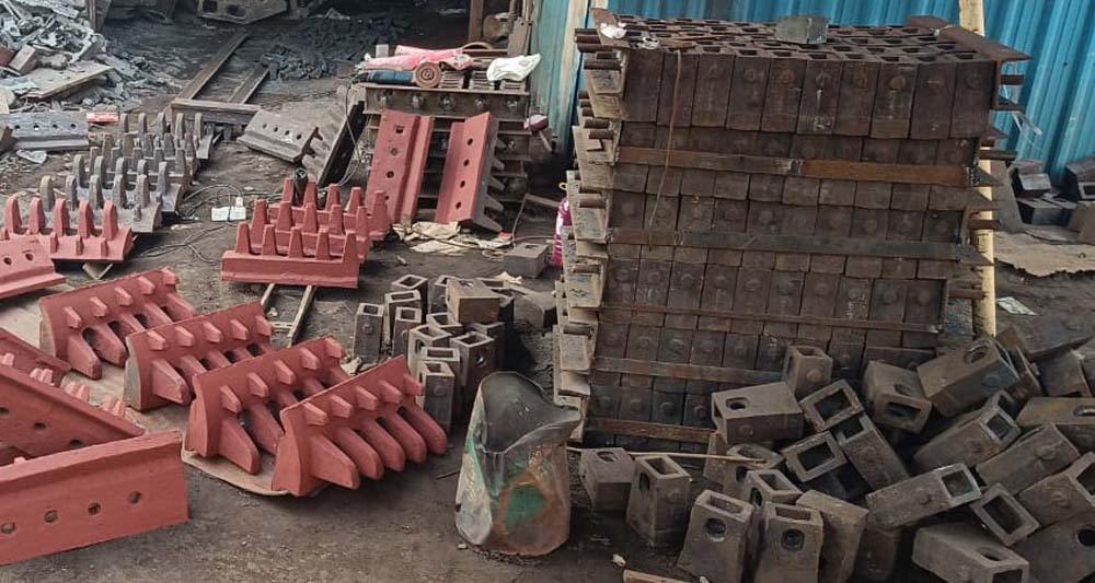 Top metal casting industries manganese steel component Manganese steel casting product